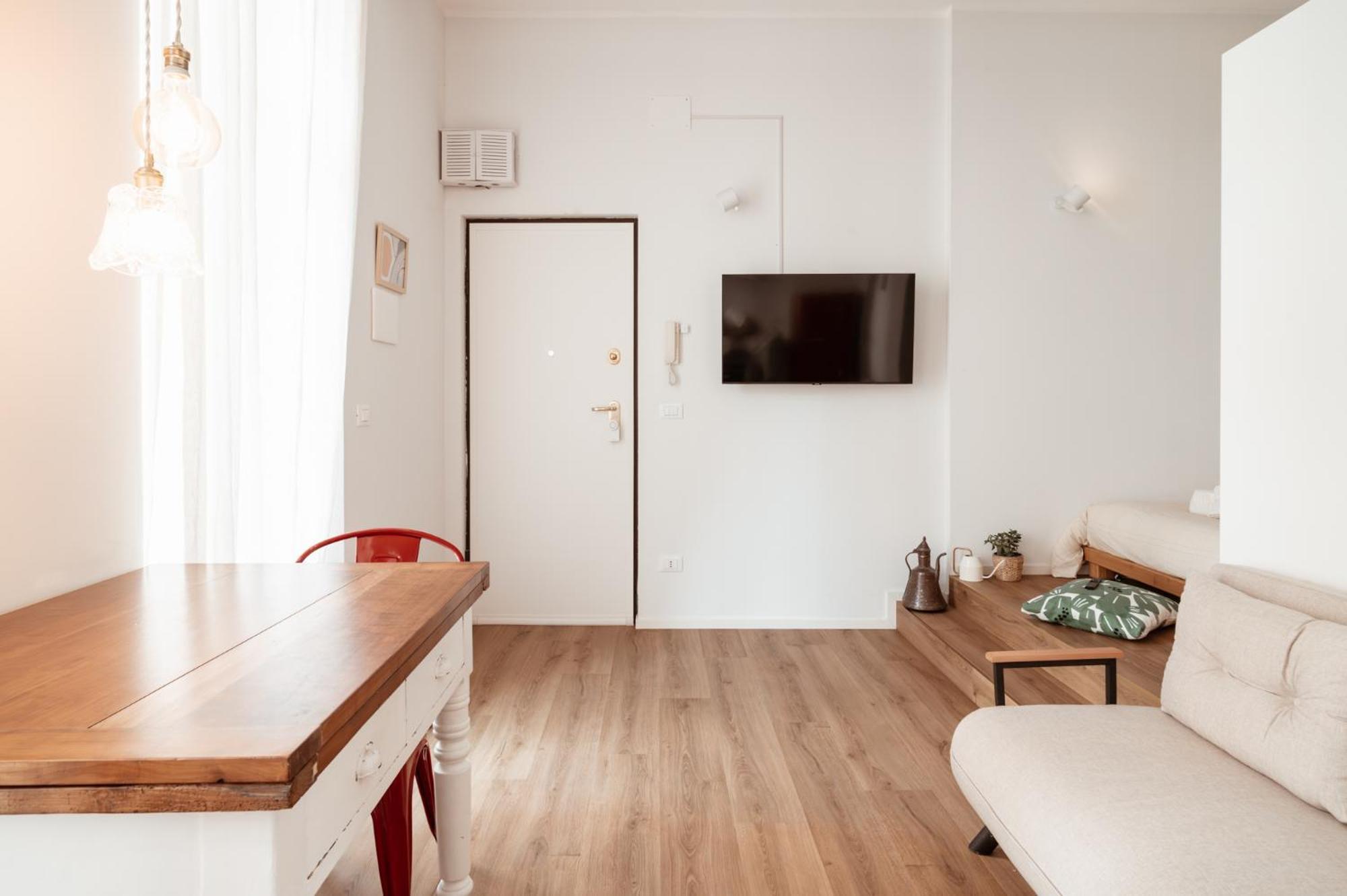 Mercanti Modern Flat - Balcony - Torino Centro Exterior photo